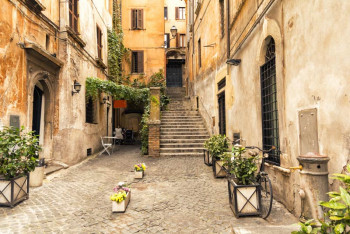 Fotobehang Romantische Steeg in Rome