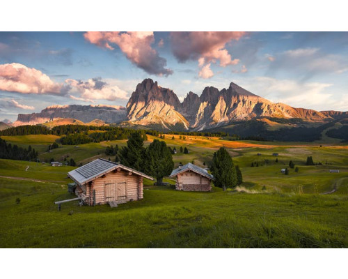 Dolomieten droom landschap fotobehang, met een adembenemend berguitzicht.