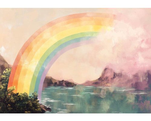 Fotobehang met schilderachtige regenboog over bergen en water.
