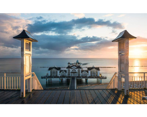 Sellin Pier Rugen Oostzee fotobehang, met een iconisch pieruitzicht.