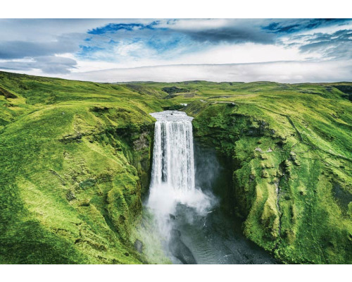 Grote waterval fotobehang, met bergen en berglandschap in een natuurlijke omgeving.