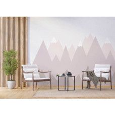 Een fotobehang van bergtoppen met een illustratie van bergen in een woonkamer met vliesbehang en Airtex.