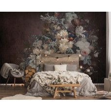 Fotobehang bloemen in oude meesterstijl in een slaapkamer, waar de schilderachtige details een romantische sfeer creëren.
