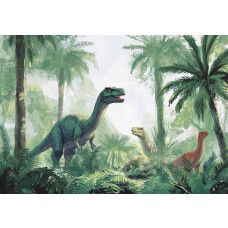 Fotobehang met drie dinosaurussen in een tropisch groen oerwoud, met palmbomen en varens op de voorgrond.