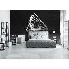 Fotobehang in een slaapkamer met geometrische driehoeken in 3D tegen een donkere achtergrond voor een rustige en moderne sfeer.