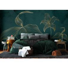 Een fotobehang met exotisch groen en gouden accenten in de slaapkamer, waarin de glanzende goudtinten en rijke groene bladeren zorgen voor een sfeervolle en rustgevende ambiance.