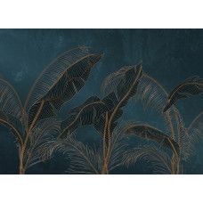 Een fotobehang met exotische palmbladeren in diepgroen met gouden accenten, waarin weelderige bladeren en subtiele goudtinten zorgen voor een luxe en tropische uitstraling.