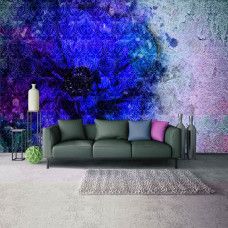 Een fotobehang met een geschilderde blauwe bloem voor de woonkamer.