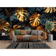 Fotobehang met jungle stijl en goudkleurige monstera bladeren in de woonkamer.