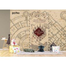 Een fotobehang met Harry Potter Marauder’s Map - Sluipwegwijzer in de kinderkamer, waarin de geheimzinnige kaart en oude perkamentstijl een avontuurlijke en magische sfeer creëren.