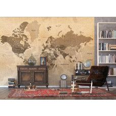 Een vintage fotobehang van een historische wereldkaart in retro-stijl, ideaal voor een woonkamer met een klassieke uitstraling.
