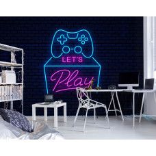 Fotobehang Let’s Play Gaming Neon in een gamekamer met neon gamecontroller en felgekleurde tekst tegen een donkere baksteenachtergrond.