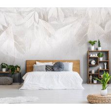 Fotobehang met een rustgevend bladpatroon in een lichte en serene slaapkamer.