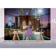 Fotobehang met de Brooklyn Bridge in New York in de avond in een kantoor.