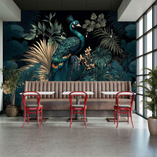 Fotobehang Pauw in Mystieke Tropische Sfeer in een restaurant met hotel chique uitstraling.