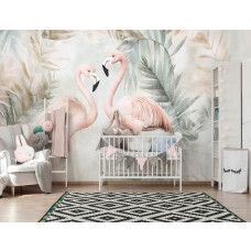 Een babykamer met een fotobehang met sierlijke flamingo’s en weelderige junglebladeren, die samen zorgen voor een frisse en exotische uitstraling