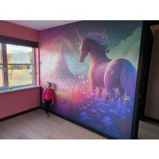 Een foto van een klant van een unicorn in wonderland op de meisjeskamer.