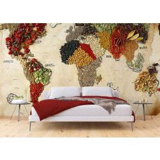 Fotobehang van een wereldkaart met allemaal specerijen in een slaapkamer.
