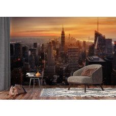 Fotobehang met een magische zonsondergang boven de wolkenkrabbers van de New York skyline in een woonkamer