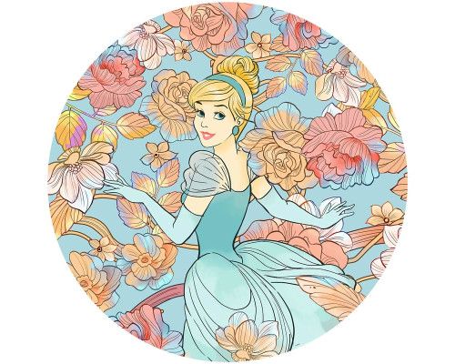 Behangcirkel van Assepoester, dansend op een koninklijk bal, met zachte pasteltinten en een sprookjesachtige sfeer.