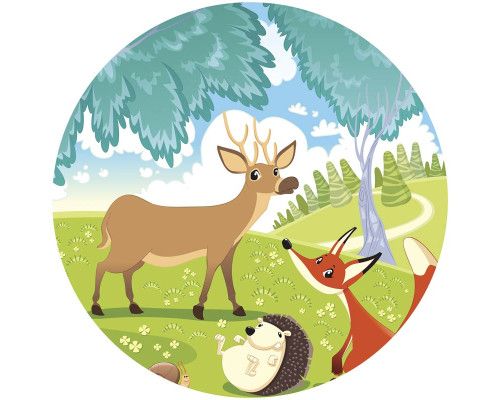 Bosdieren zoals een hert, uil en vos afgebeeld op een natuurlijke behangcirkel voor een speelse kinderkamer.