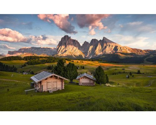 Dolomieten droom landschap fotobehang, met een adembenemend berguitzicht.