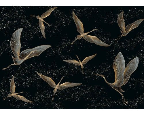 Een fotobehang met gouden kraanvogels, waarin sierlijke vogels met goudaccenten zweven tegen een subtiele achtergrond voor een luxe en harmonieuze uitstraling.