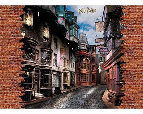 Een fotobehang met Harry Potter Wegisweg - Diagon Alley, waarin de sfeervolle tovenaarswinkelstraat tot leven komt met magische etalages en betoverende verlichting.