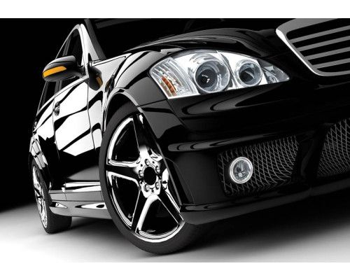 Fotobehang van een zwarte Mercedes-Benz, klassieke auto op een modern behang.