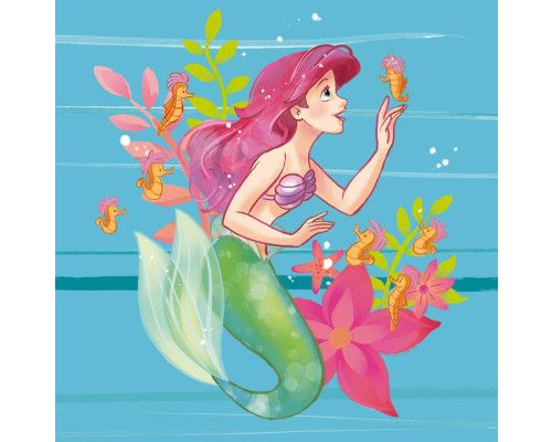 Prinses Ariel fotobehang met Ariel uit De Kleine Zeemeermin, omringd door sprankelende zee-elementen en kleurrijke vissen.