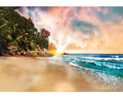 Zonsondergang op het strand, fotobehang met een serene weergave van de zee en de horizon.