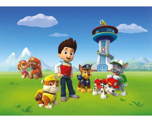 Paw patrol behang met Ryder, Chase, Sky, Marshal, Rocky, Rubble en Zuma voor de uitkijktoren.