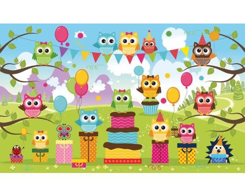 Fotobehang van uiltjes voor babykamers, vrolijk en speels.