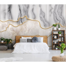 Een fotobehang met beige en grijs marmer met een goud abstract ontwerp, ideaal voor een slaapkamer.