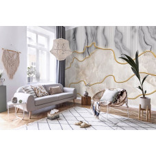 Een fotobehang met beige en grijs marmer en gouden abstracte details, ideaal voor een woonkamer.