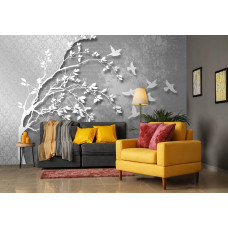 Een fotobehang met zilveren vogels op takken in een kunstzinnig ontwerp.