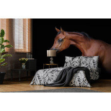 Een fotobehang met een bruin paard op een zwarte achtergrond in een slaapkamer.