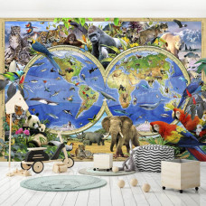 Een fotobehang met een dierenwereldkaart, ideaal voor een jongenskamer.