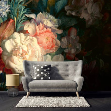 Een fotobehang met elegante bloemen zoals rozen en pioenrozen voor een huiskamer.