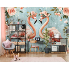Een fotobehang met flamingo's en rozen in een artistiek ontwerp, passend in een woonkamer.