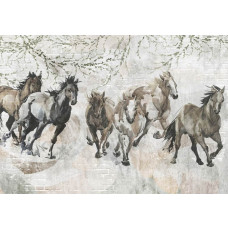 Fotobehang galopperende paarden aquarel met artistieke penseelstreken en lichte bakstenen achtergrond.