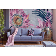 Een fotobehang van geschilderde bloemen en bladeren op beton in een warme huiskamer.