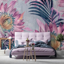 Een fotobehang van geschilderde bloemen en bladeren op een betonnen achtergrond in vliesbehangstijl voor een slaapkamer.