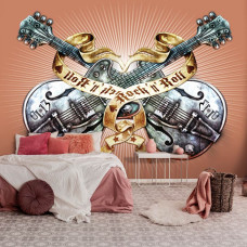 Een fotobehang met heavy metal gitaren in oranje tinten, passend voor diverse ruimtes.