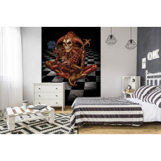 Een fotobehang van Gothic Fool's Familiar met skelet clown, joker en schaakbord voor de slaapkamer.
