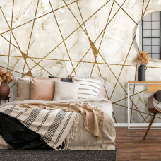 Een fotobehang met gouden marmer in een luxueuze uitstraling, perfect voor een slaapkamer.