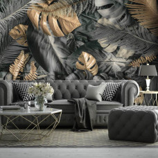 Een botanisch fotobehang met zilveren bladeren en gouden accenten die elegantie toevoegen aan de huiskamer.