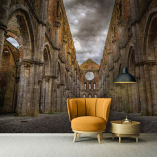 Een fotobehang met een mystiek kasteel in gotische stijl, perfect voor zowel woonkamer als huiskamer.