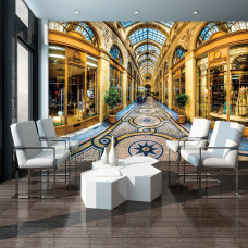 Een fotobehang van de stad Milaan met gouden accenten en winkelstraten, ideaal voor een lounge.