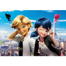 Fotobehang van de personages Miraculous Lady Bug en Cat Noir in een levendige stijl, gebaseerd op de animatieserie.